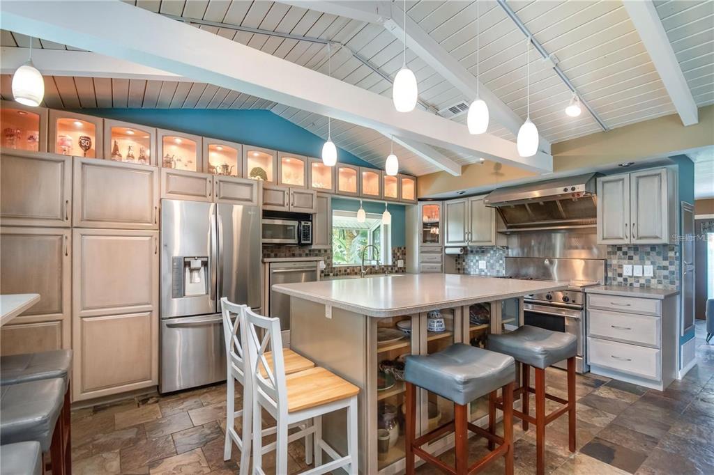 3 Southeast Ocale Way Summerfield, FL 34491 - Photo 12 of 59