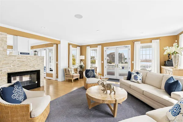 $75,000 | 176 Beach Lane, Westhampton Beach, NY 11978