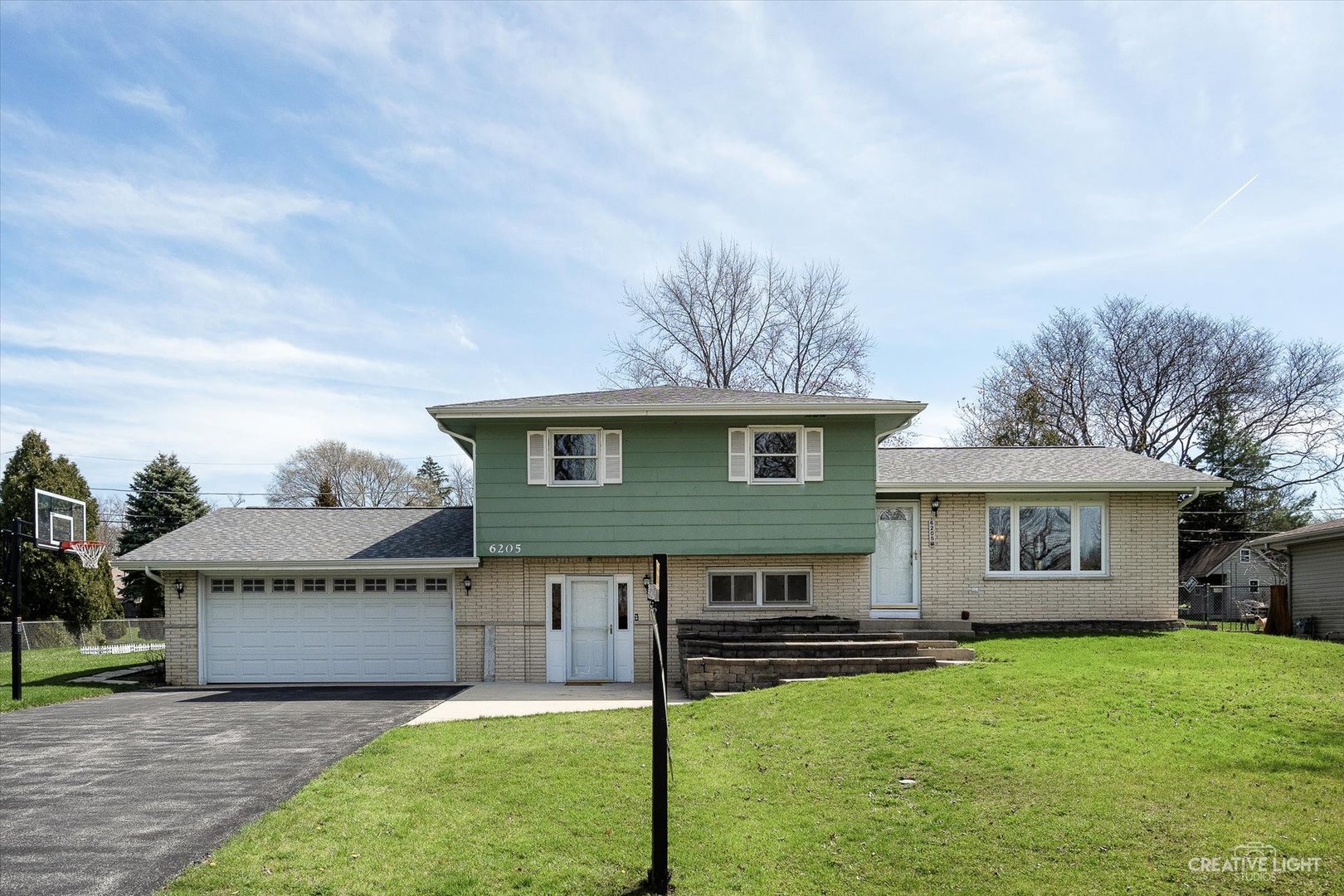 6205 Puffer Road Downers Grove, IL 60516 - Photo 2 of 25 Gallery Image 2