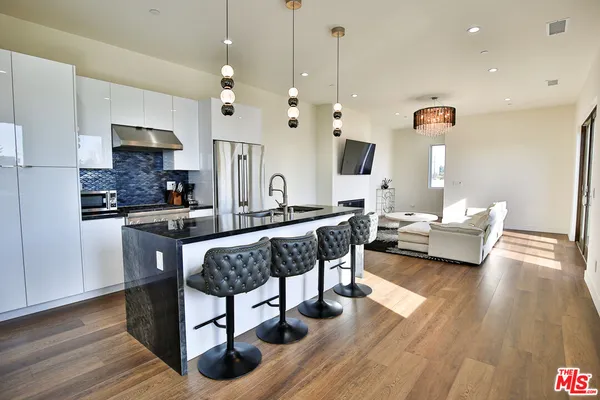 $3,750 | 8505 Belford Avenue, Los Angeles, CA 90045
