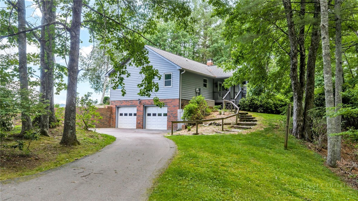 1142 Hartzog Ford Road West Jefferson, NC 28694 - Photo 5 of 47