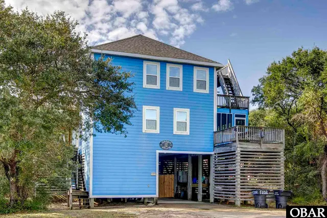 $495,000 | 41626 Starboard Drive, Avon, NC 27915