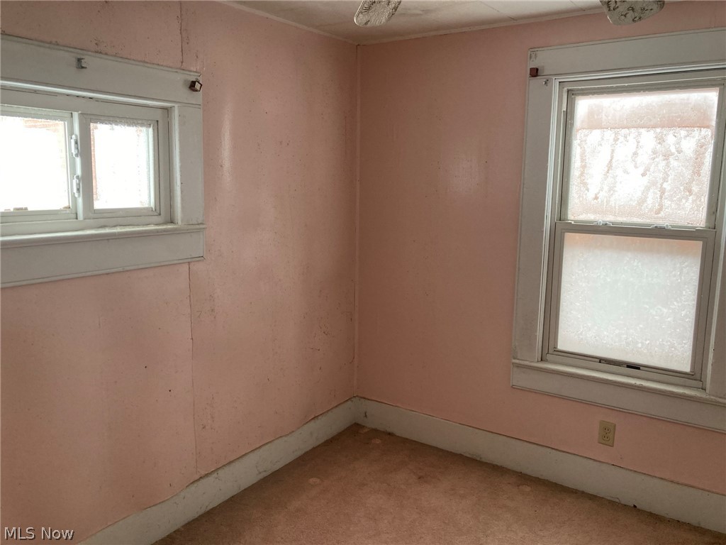 547 Baldwin Road Akron, OH 44312 - Photo 9 of 24