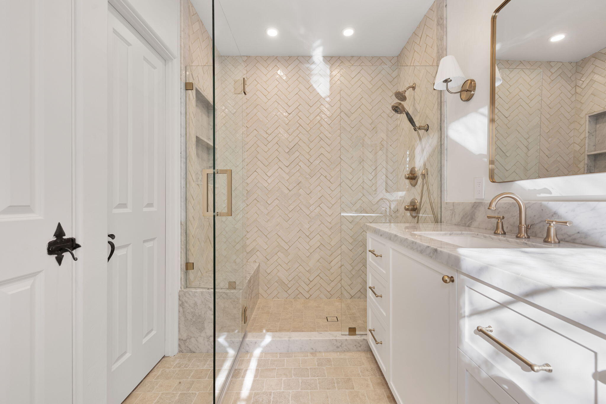 367 Tamarisk Road Palm Springs, CA 92262 - Photo 28 of 78 152-web-or-mls-8M4A1545