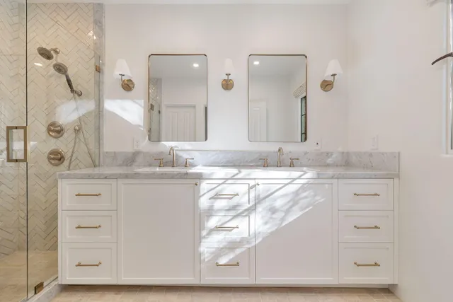 $3,050,000 | 367 Tamarisk Road, Palm Springs, CA 92262