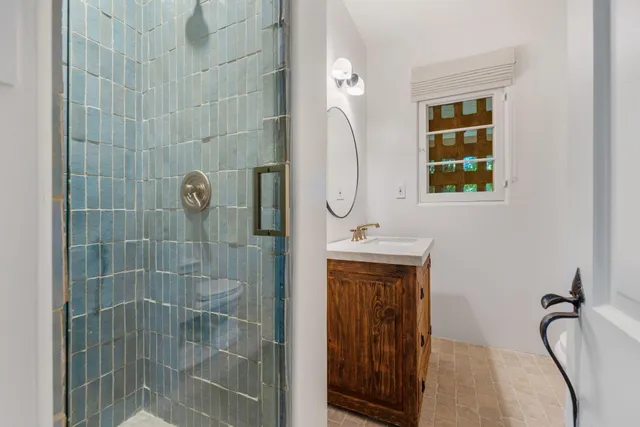 $3,050,000 | 367 Tamarisk Road, Palm Springs, CA 92262