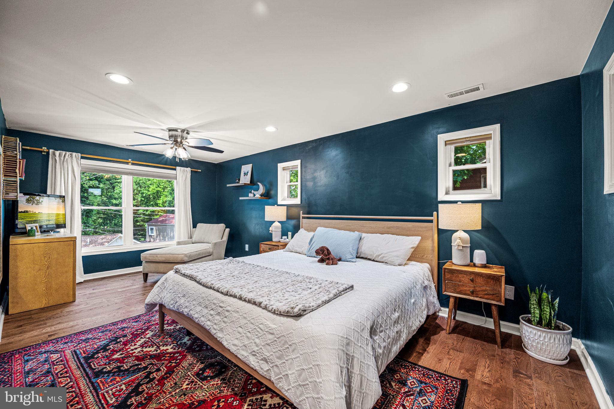 177 Bortondale Road Media, PA 19063 - Photo 21 of 33 a living room with furniture and a large window