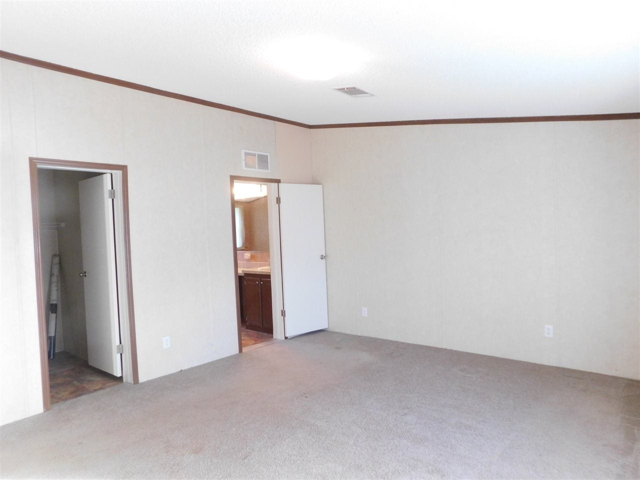 1723 Vassar Road Orlando, OK 73073 - Photo 9 of 18 Gallery Image 9