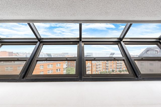 $850,000 | 357 Commercial Street, Unit 818, Boston, MA 02109