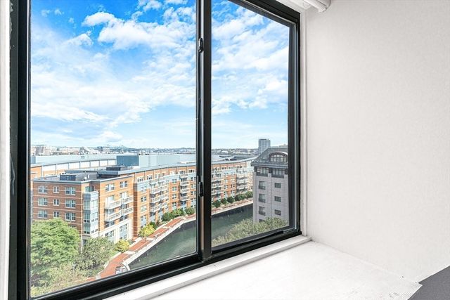 $850,000 | 357 Commercial Street, Unit 818, Boston, MA 02109