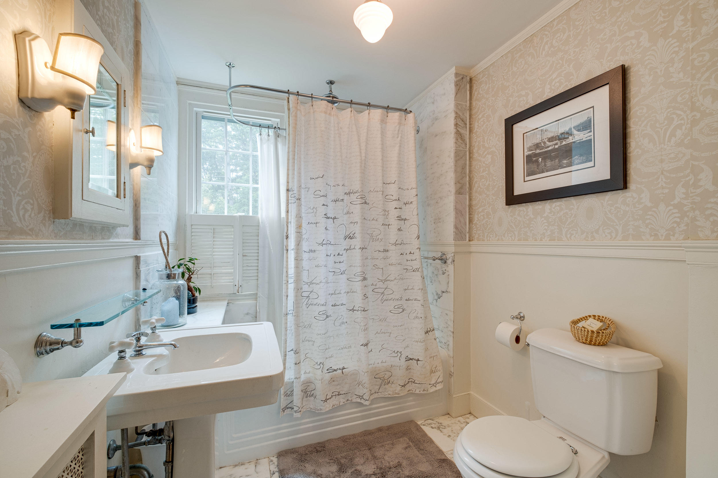 106 Foreside Road Cumberland, ME 04110 - Photo 26 of 57 int_34