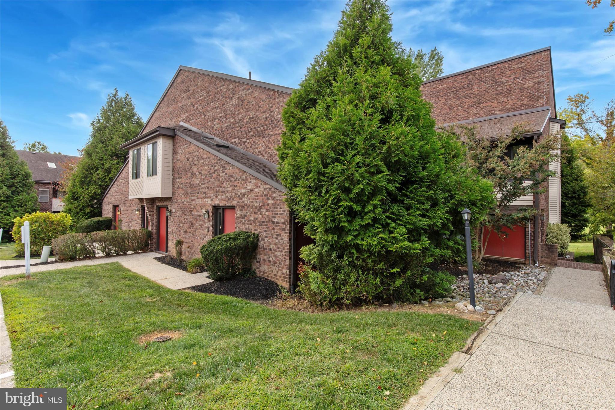 702 Mountainview Drive, Unit 702 Chesterbrook, PA 19087 - Photo 2 of 25