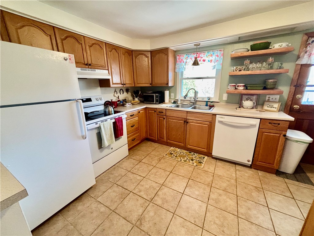 87 East 2nd Street Corning, NY 14830 - Photo 11 of 49