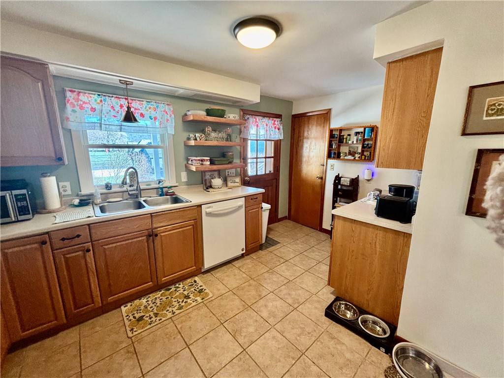 87 East 2nd Street Corning, NY 14830 - Photo 12 of 49