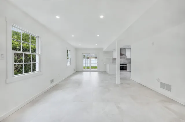 a view of entryway with stairs