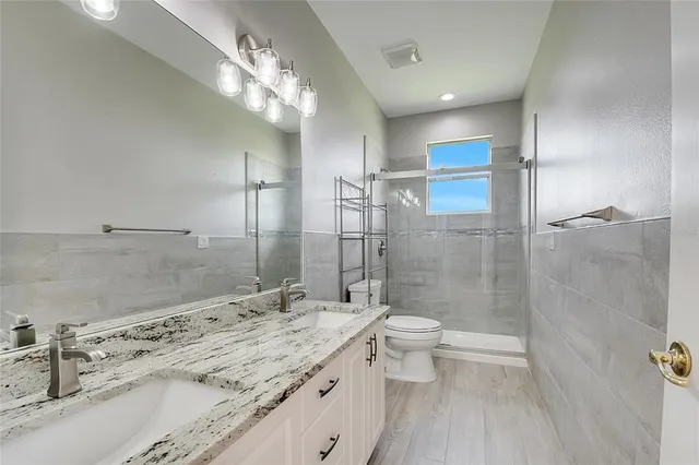 $995,000 | 18147 Coralwood Lane, Groveland, FL 34736