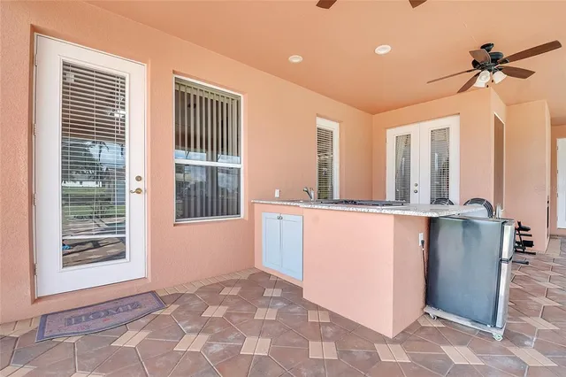 $995,000 | 18147 Coralwood Lane, Groveland, FL 34736