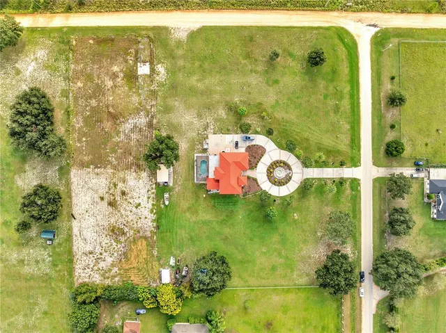 $995,000 | 18147 Coralwood Lane, Groveland, FL 34736