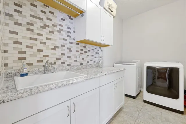 a picture of a bathroom with a sink