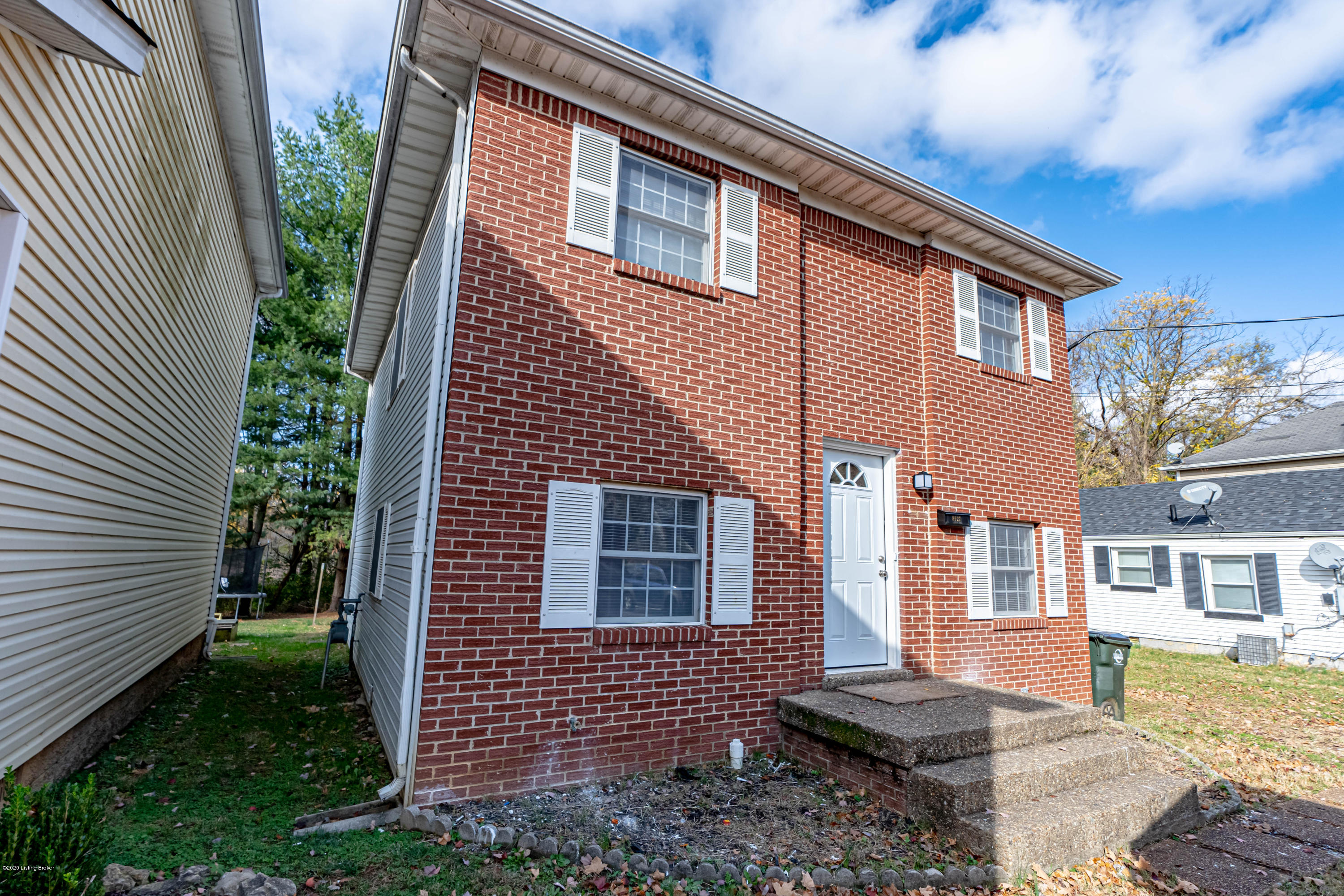 8927 Riley Avenue Louisville, KY 40242 - Photo 1 of 1 DSC01132