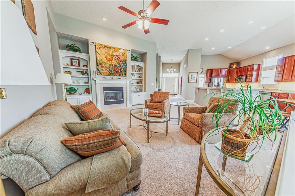 10525 Beaver Ridge Drive Fishers, IN 46037 - Photo 5 of 28 Gallery Image 5