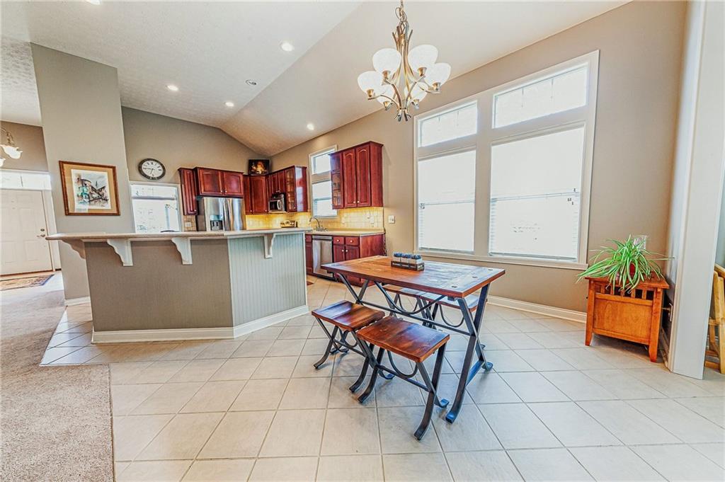 10525 Beaver Ridge Drive Fishers, IN 46037 - Photo 8 of 28 Gallery Image 8