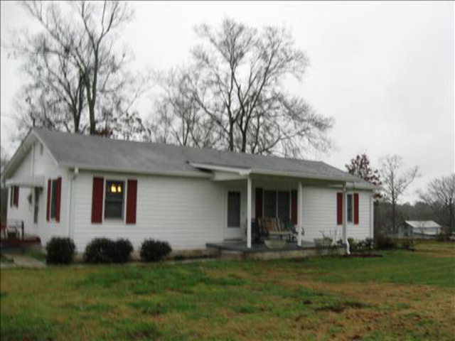 1450 Norton Bridge Road Chatsworth, GA 30705 - Photo 1 of 1 Main View