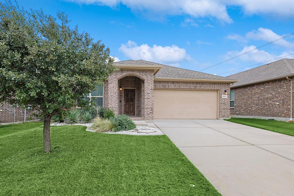 3921 Tule Ranch Road Fort Worth, TX 76262 - Photo 2 of 30 Gallery Image 2