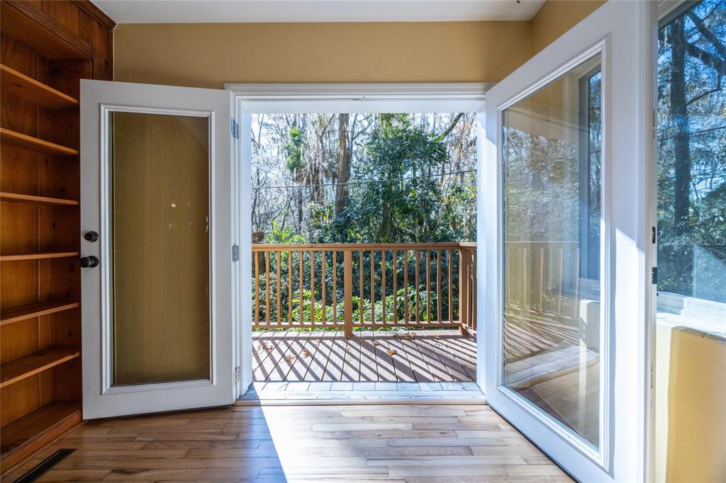 311 Southwest 27th Street Gainesville, FL 32607 - Photo 8 of 55 Gallery Image 8