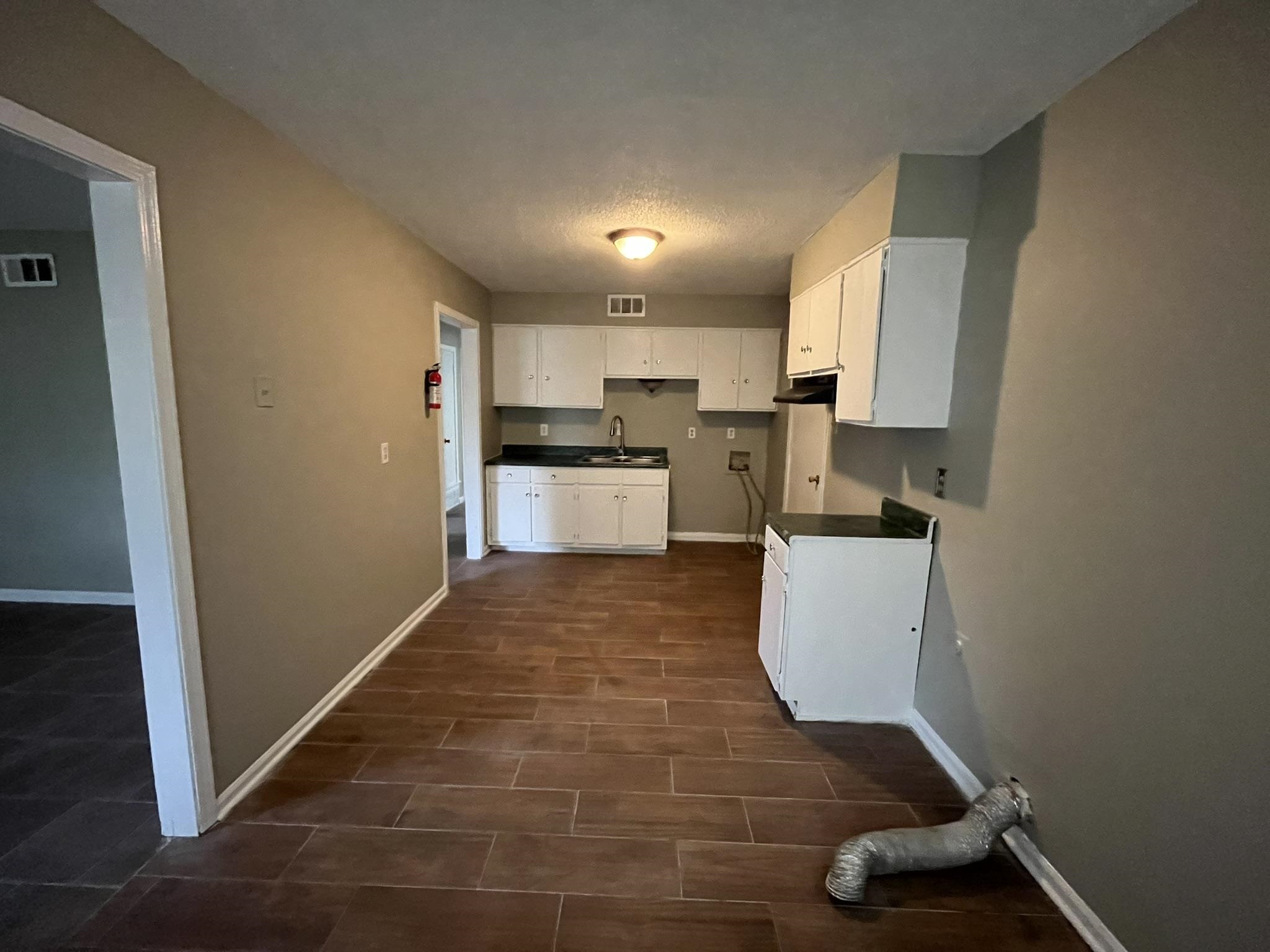 3656 Buffalo Road Memphis, TN 38109 - Photo 5 of 9