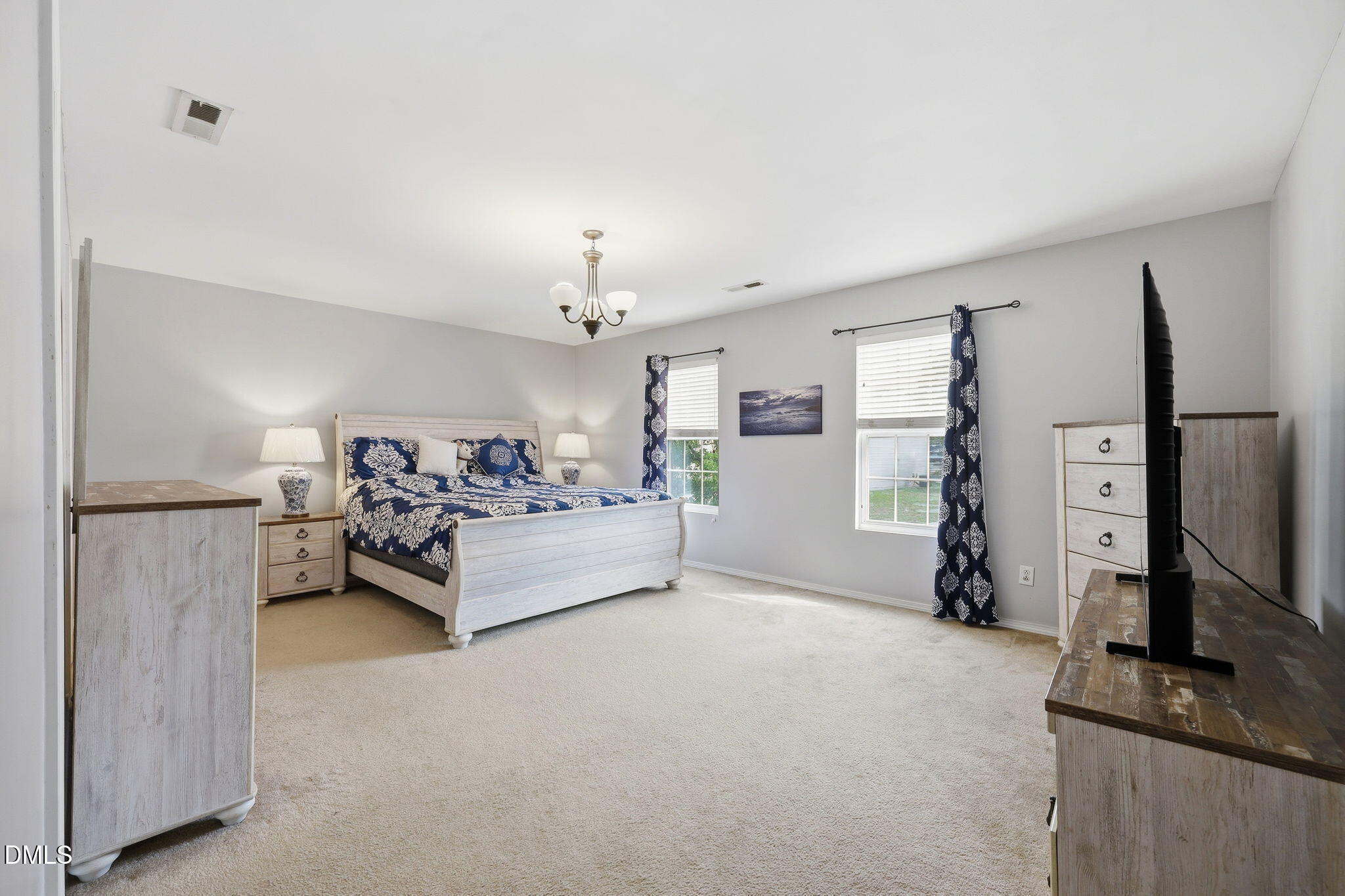 5433 Thunderidge Drive Raleigh, NC 27610 - Photo 26 of 48 40-web-or-mls-IMG_3470