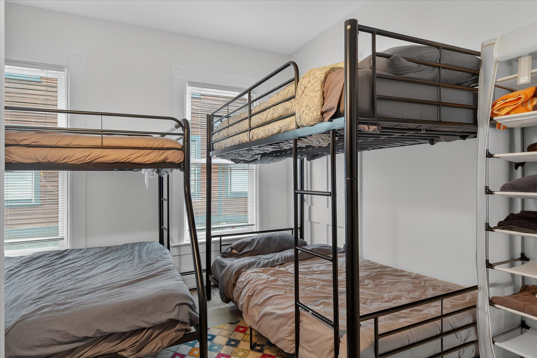 61 Pleasant Street Ludlow, VT 05149 - Photo 15 of 60