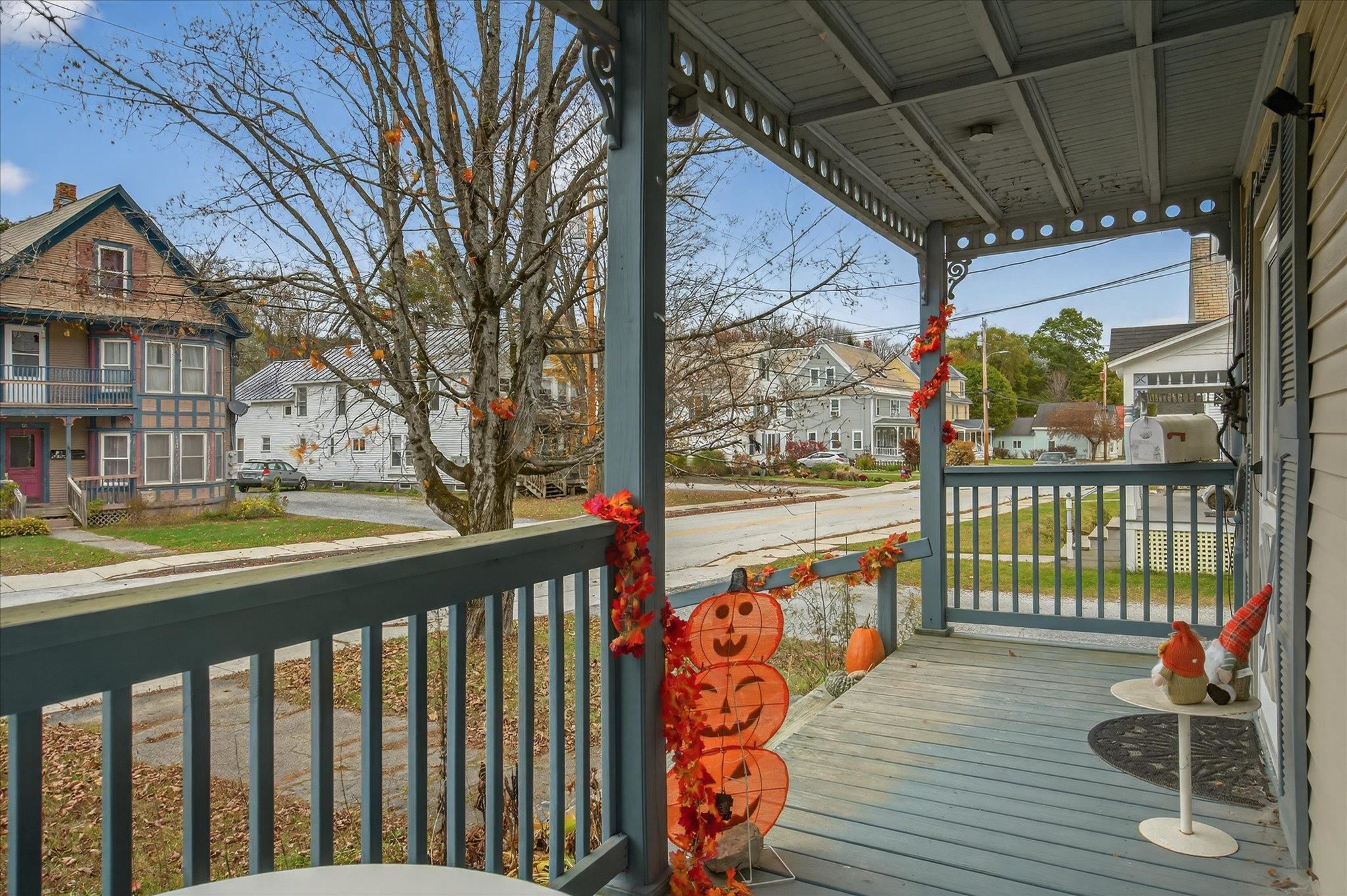 61 Pleasant Street Ludlow, VT 05149 - Photo 4 of 60