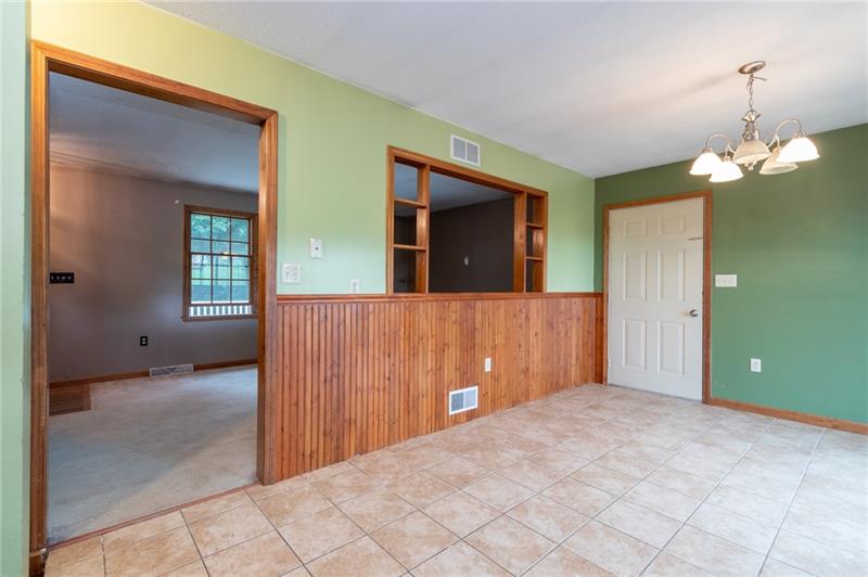 275 Cowpath Road Aliquippa, PA 15001 - Photo 6 of 24 Gallery Image 6