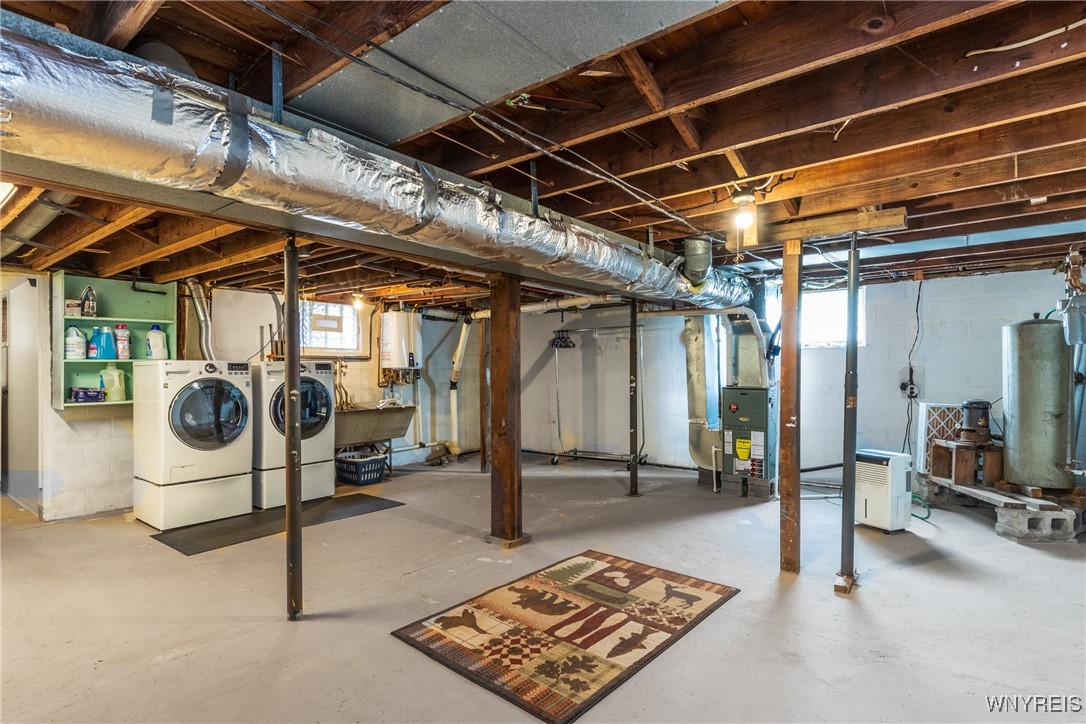 7094 Bear Ridge Road Pendleton, NY 14120 - Photo 29 of 38