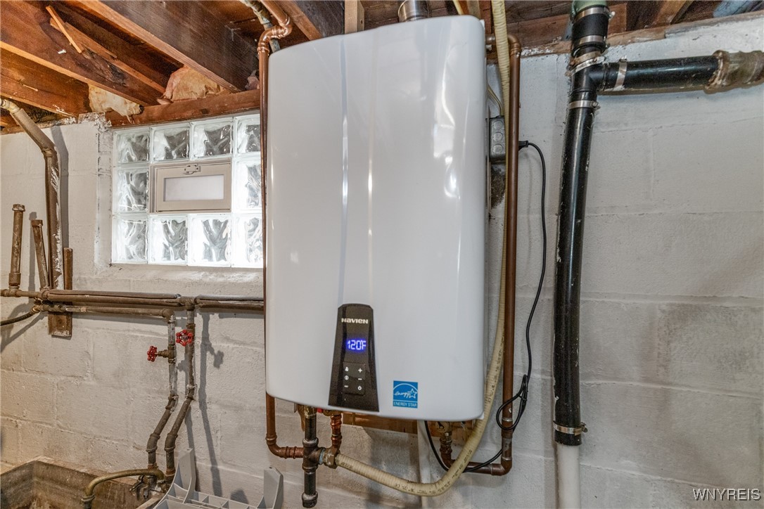 7094 Bear Ridge Road Pendleton, NY 14120 - Photo 30 of 38