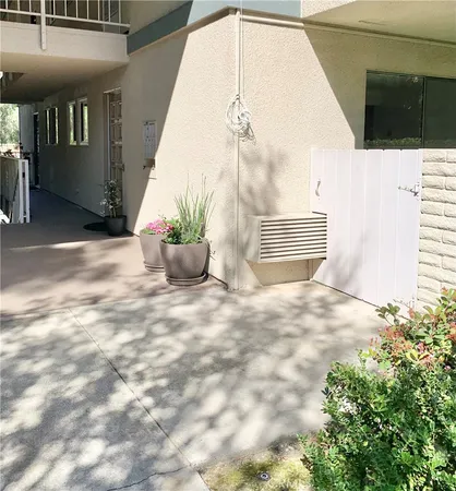 $323,000 | 897 Ronda Sevilla, Laguna Woods, CA 92637