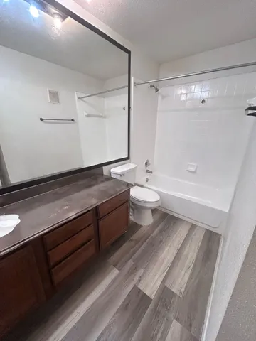 $79,990 | 14550 Fonmeadow Drive, Unit 800, Houston, TX 77035