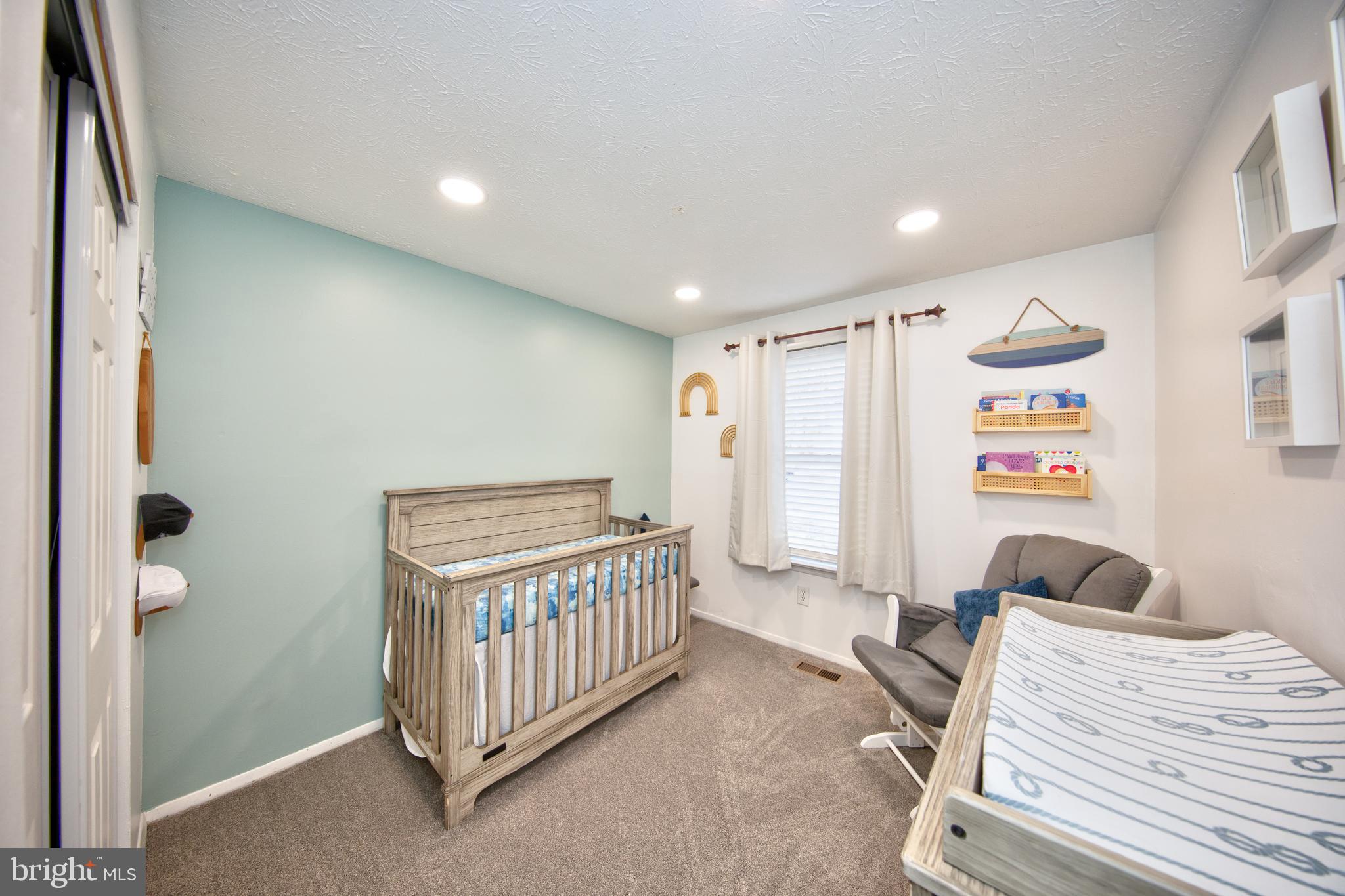 2738 Parallel Path Abingdon, MD 21009 - Photo 17 of 33 3rd Bedroom w/New Carpet & Recess Lighting
