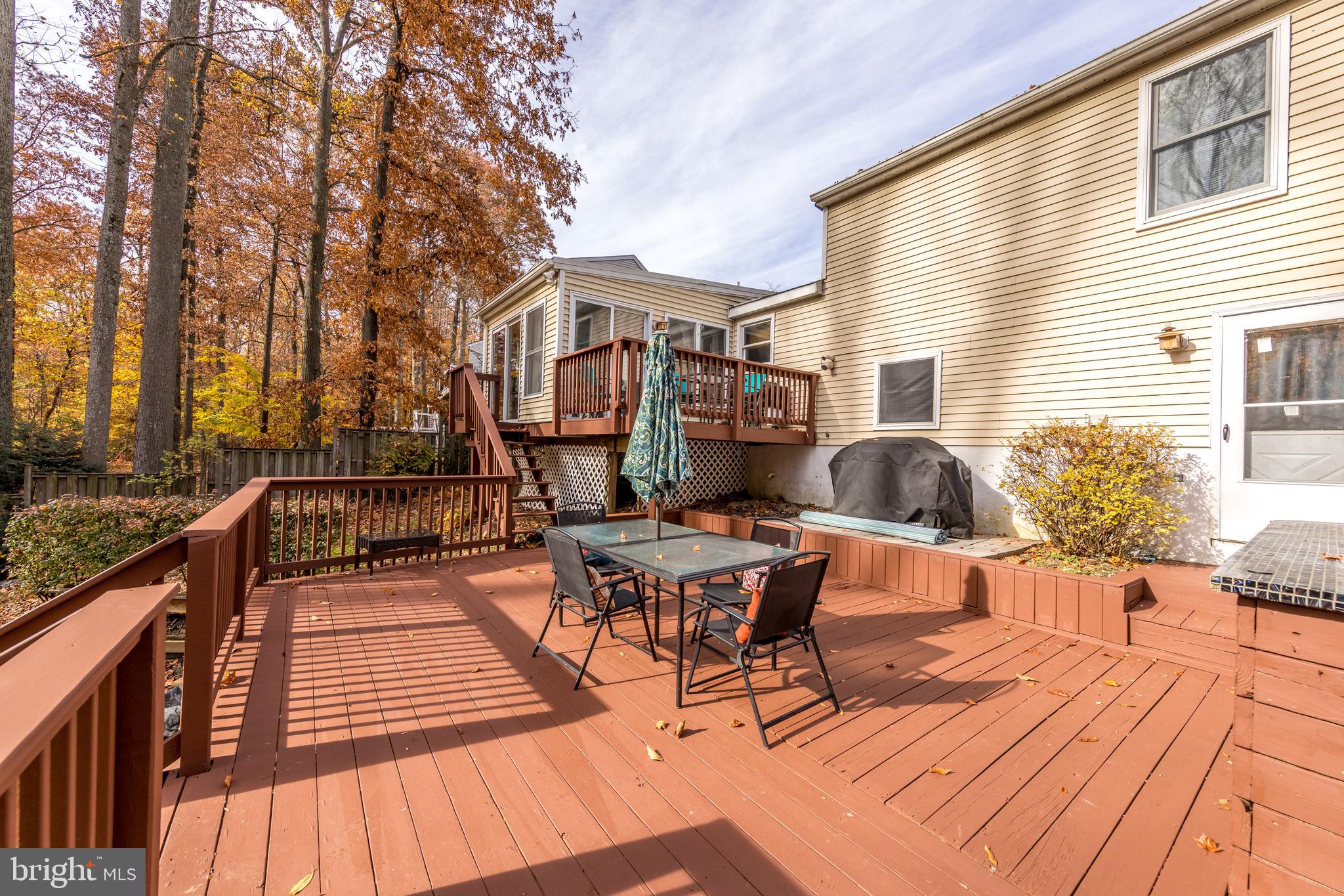2738 Parallel Path Abingdon, MD 21009 - Photo 25 of 33 17 x 24 Expansive Deck