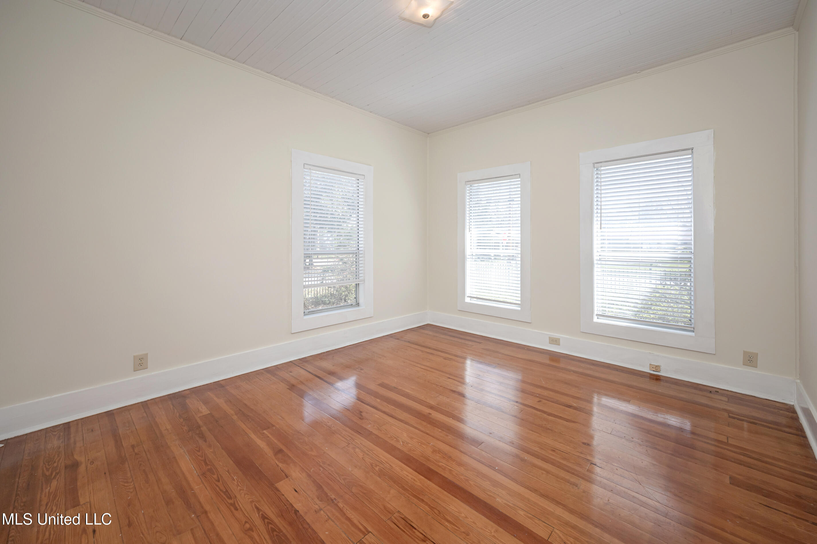 1209 Calhoun Street Ocean Springs, MS 39564 - Photo 28 of 64 IMG_1708