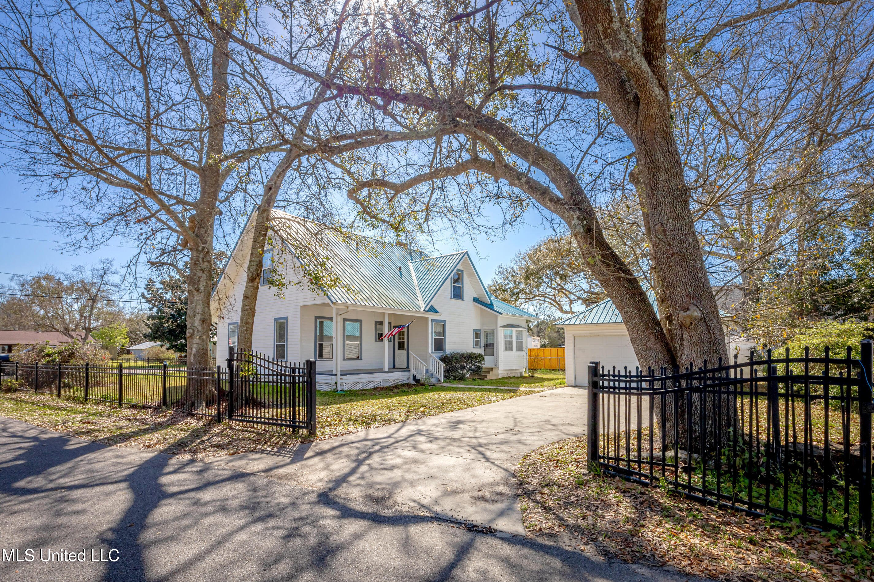 1209 Calhoun Street Ocean Springs, MS 39564 - Photo 62 of 64 IMG_1830