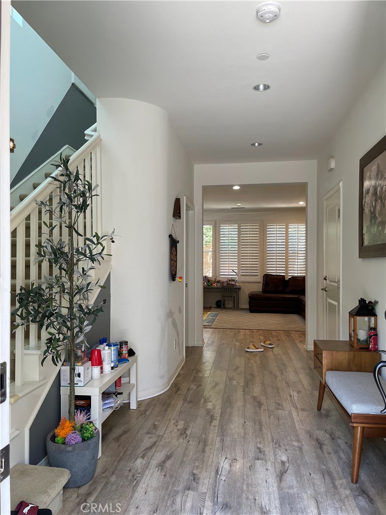 31 Larkfield Irvine, CA 92620 - Photo 3 of 20