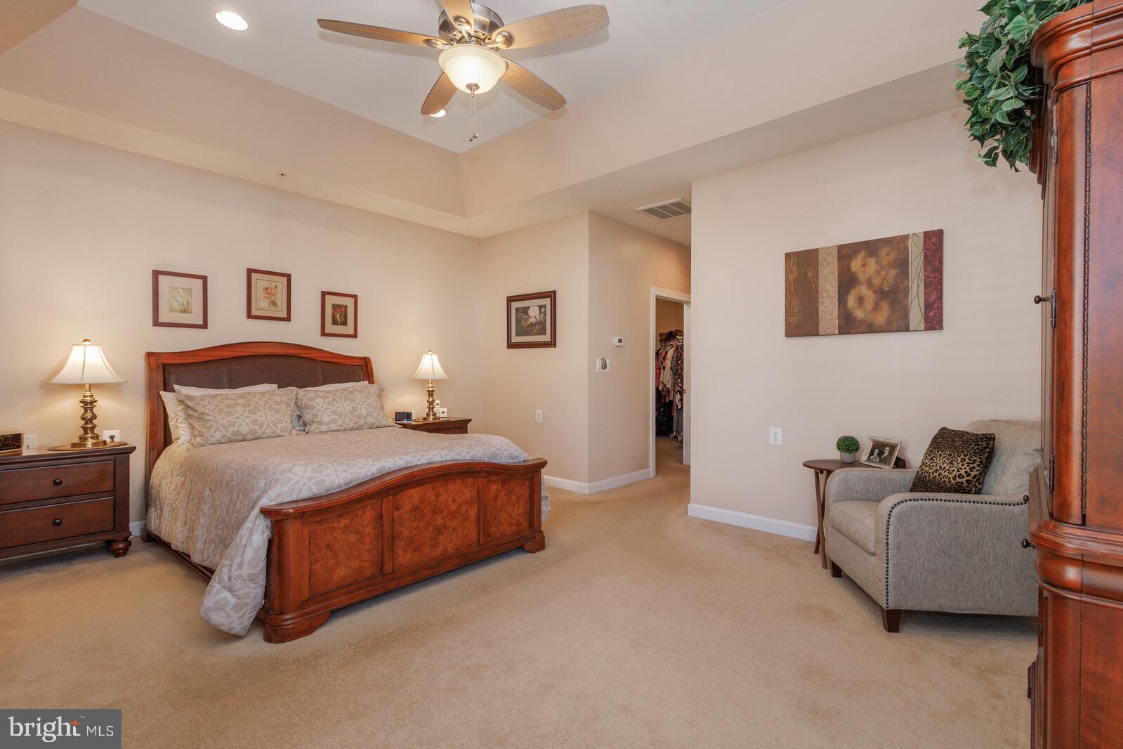 7224 Ivy Bank Road Laurel, MD 20707 - Photo 25 of 37 LOTS OF SPACE & LIGHT/CEILING FAN TOO!
