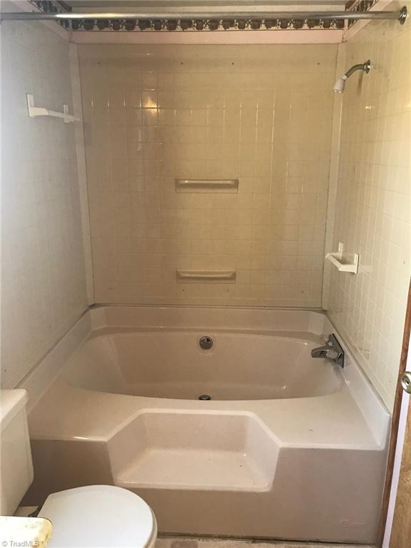 895 Riverside Drive Lexington, NC 27292 - Photo 11 of 12 Gallery Image 11