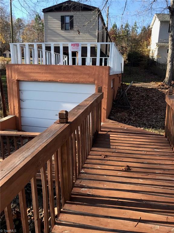 895 Riverside Drive Lexington, NC 27292 - Photo 3 of 12 Gallery Image 3