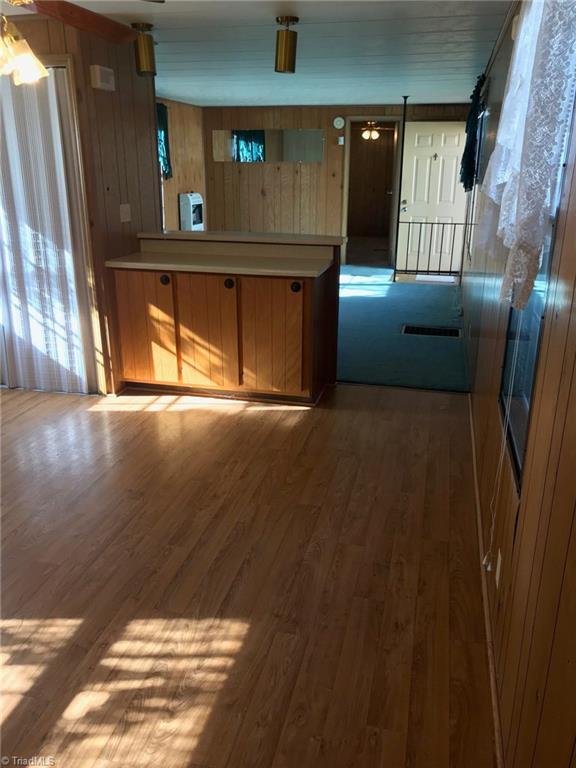 895 Riverside Drive Lexington, NC 27292 - Photo 9 of 12 Gallery Image 9