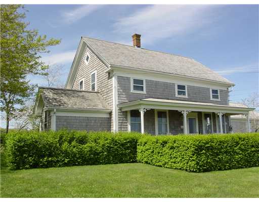 841 West Side Road Block Island, RI 02807 - Photo 2 of 11 Exterior Front. Main house with 5 bedrooms, 2 full baths, living/dining/kitchen, full attic and full basement.