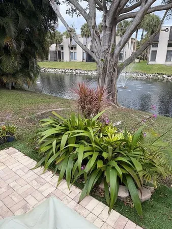 $4,400 | 6075 Glendale Drive, Boca Raton, FL 33433