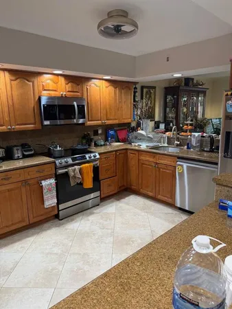 $4,400 | 6075 Glendale Drive, Boca Raton, FL 33433